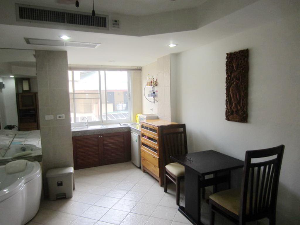 DAO Studio Apartments Patong Exterior foto