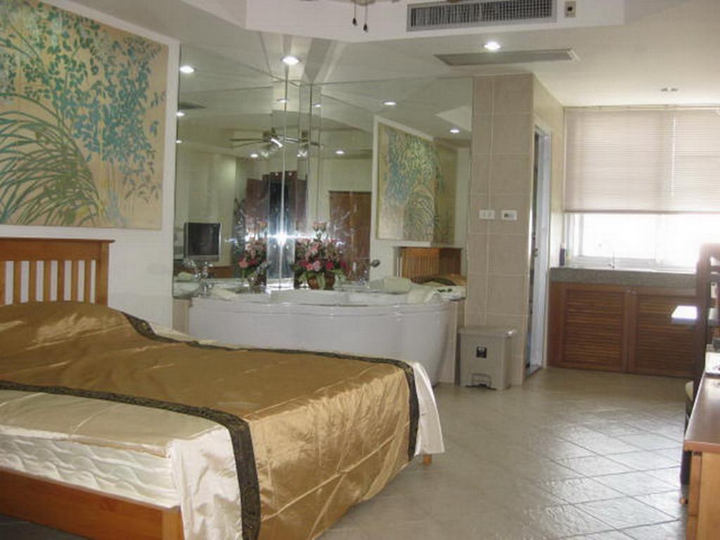 DAO Studio Apartments Patong Exterior foto